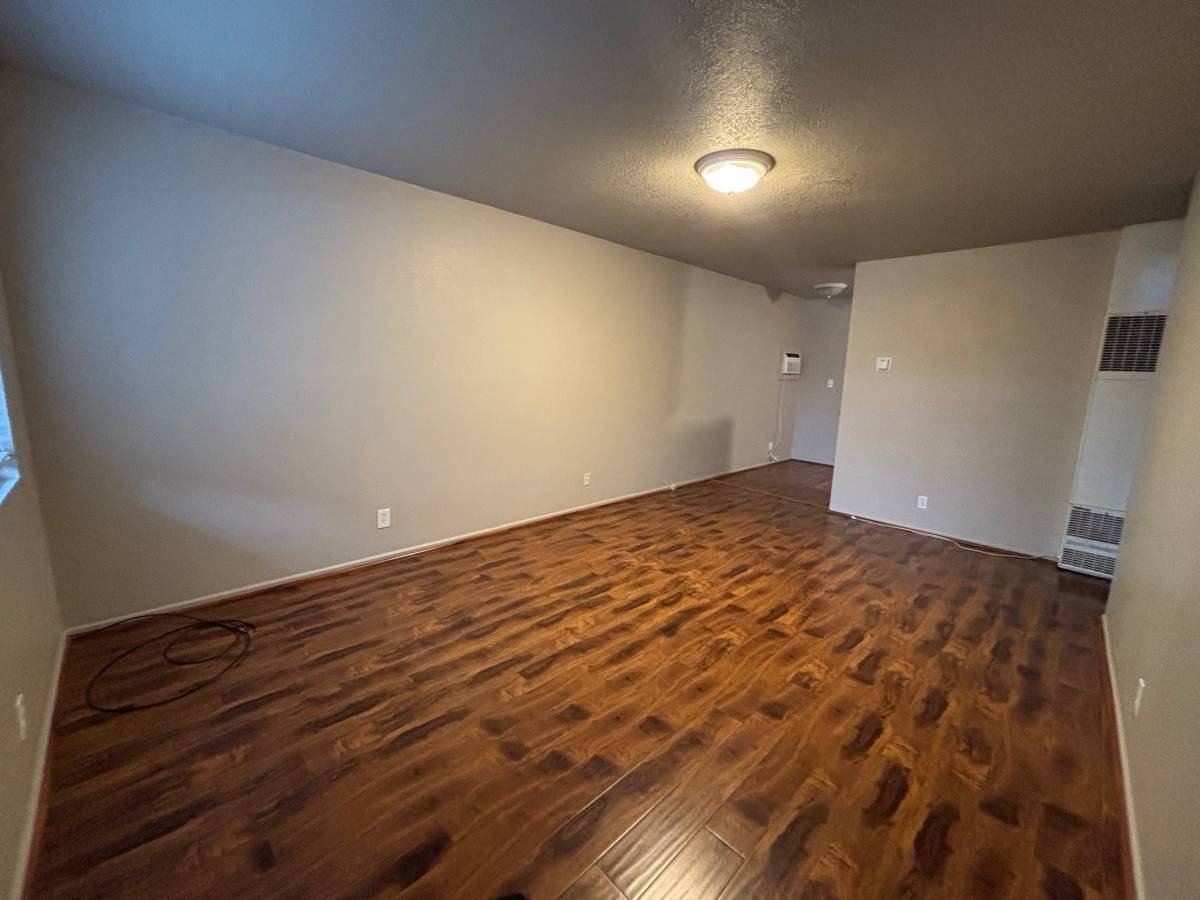 375 Wightman St #3 - Photo 3 of 8