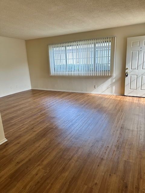 1808 Encino Ave #F - Photo 3 of 12