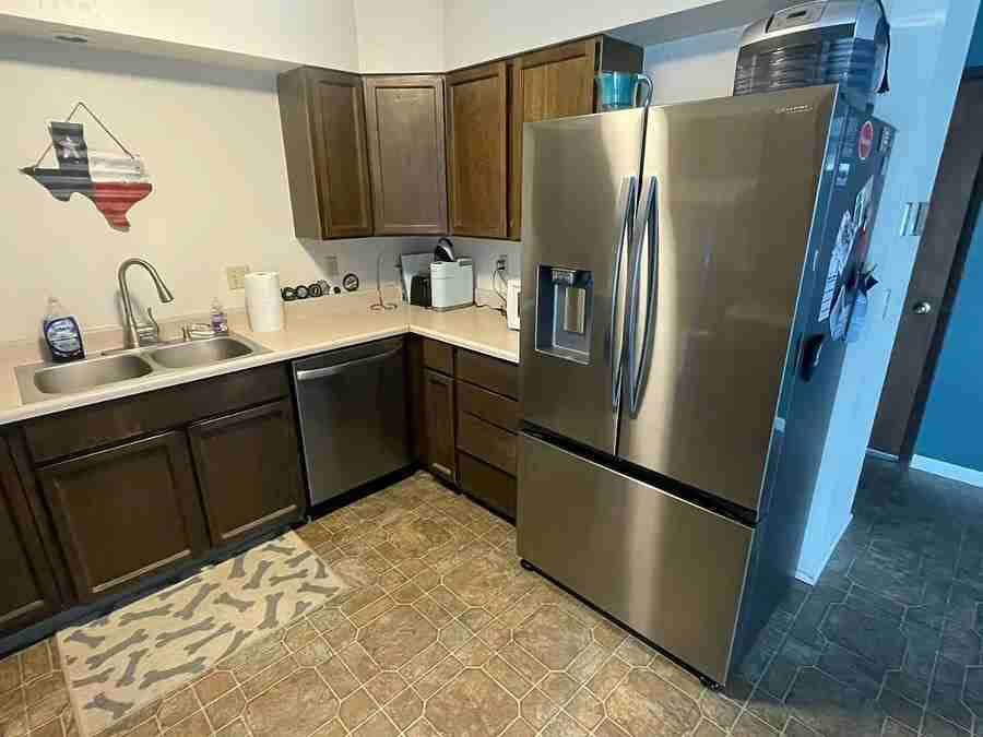 2306 55th Street #2306 - Photo 3 of 11