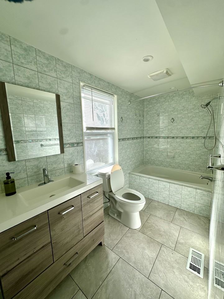 6 Narragansett Ave #1 - Photo 4 of 13