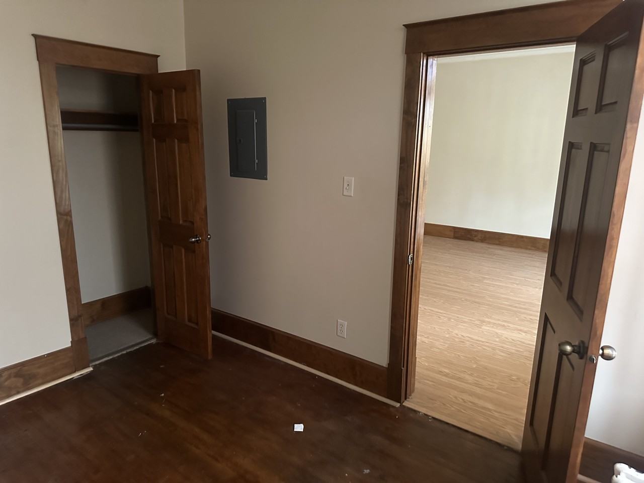 813 Jay St #B - Photo 3 of 15