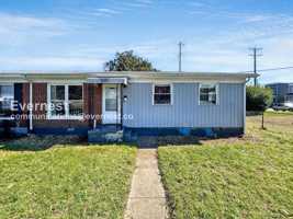 featured image of 1001 Kinney St