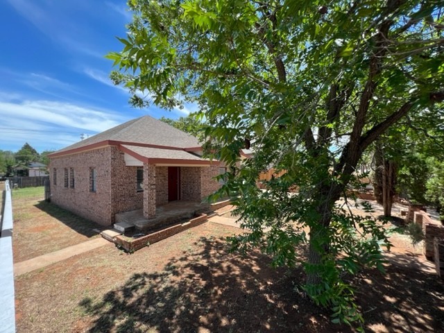 612 Pecan St #NA - Photo 3 of 24
