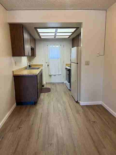 3565 Gypsum Rd #C - Photo 5 of 17