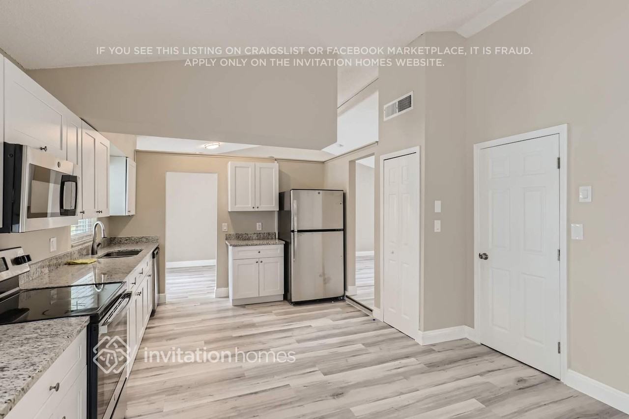 6234 Beaumont Avenue - Photo 7 of 20