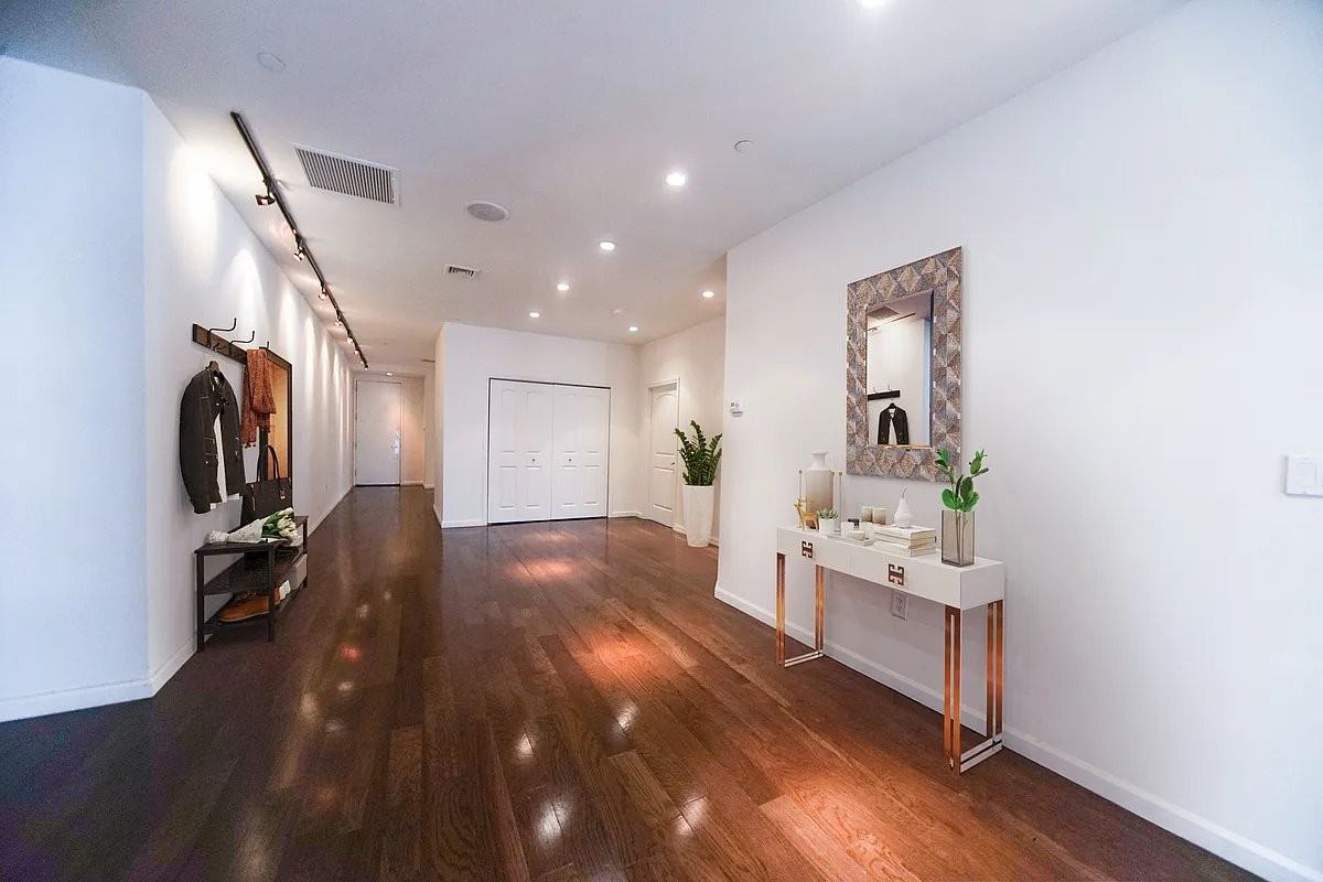 Wall St #2307 - Photo 3 of 14