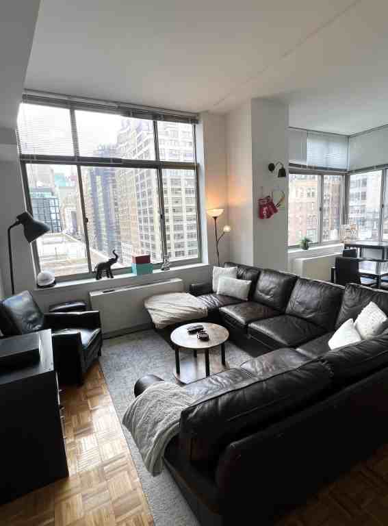 W 26th St #11E - Photo 2 of 16