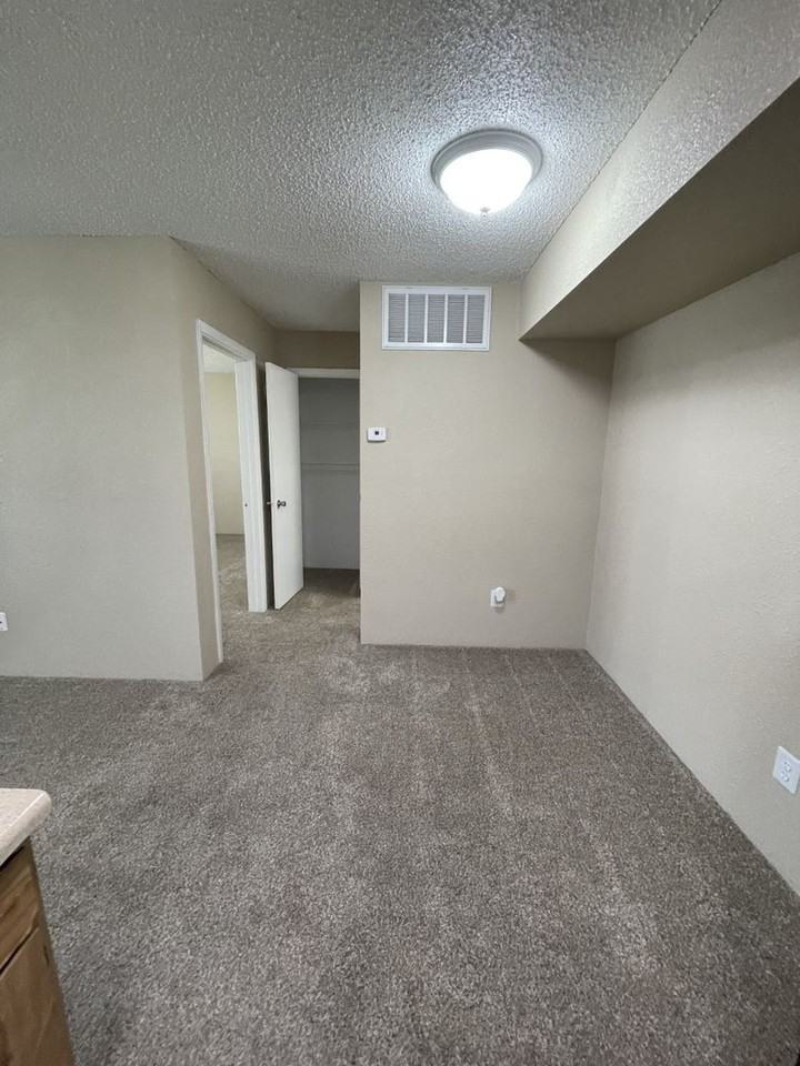 Creekwood Village - Photo 3 of 26