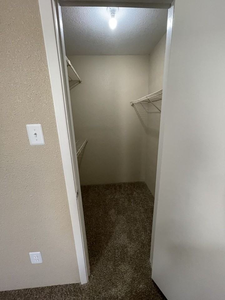 Creekwood Village - Photo 6 of 26