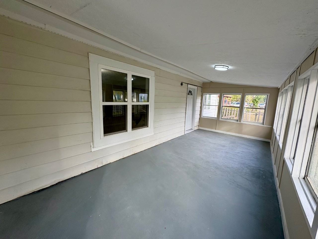 6120 E 24th St - Photo 5 of 11