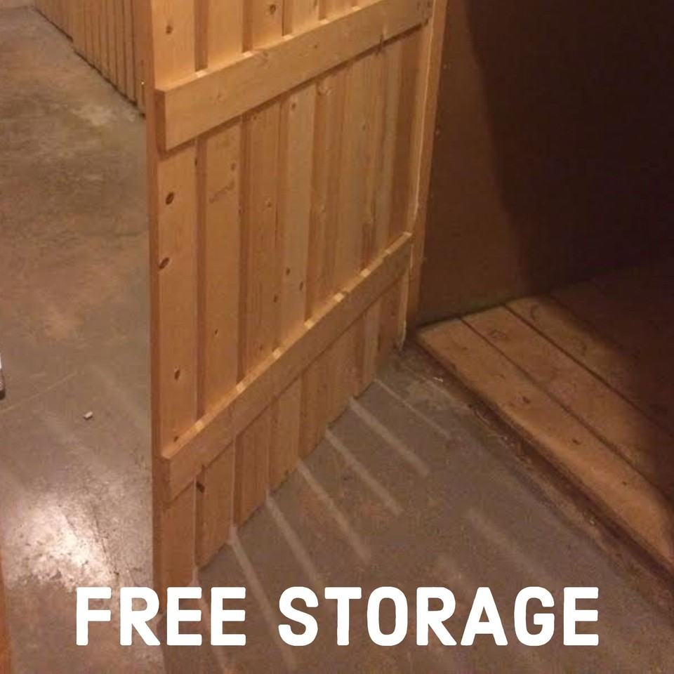 Courtyard Apartments - Photo 3 of 4