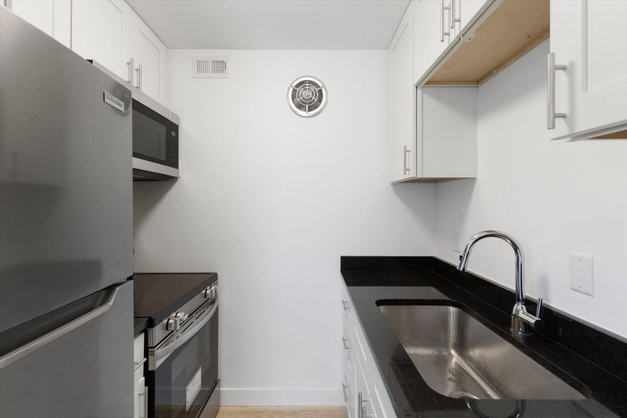 1625/1635 E St Lincoln - Photo 6 of 50