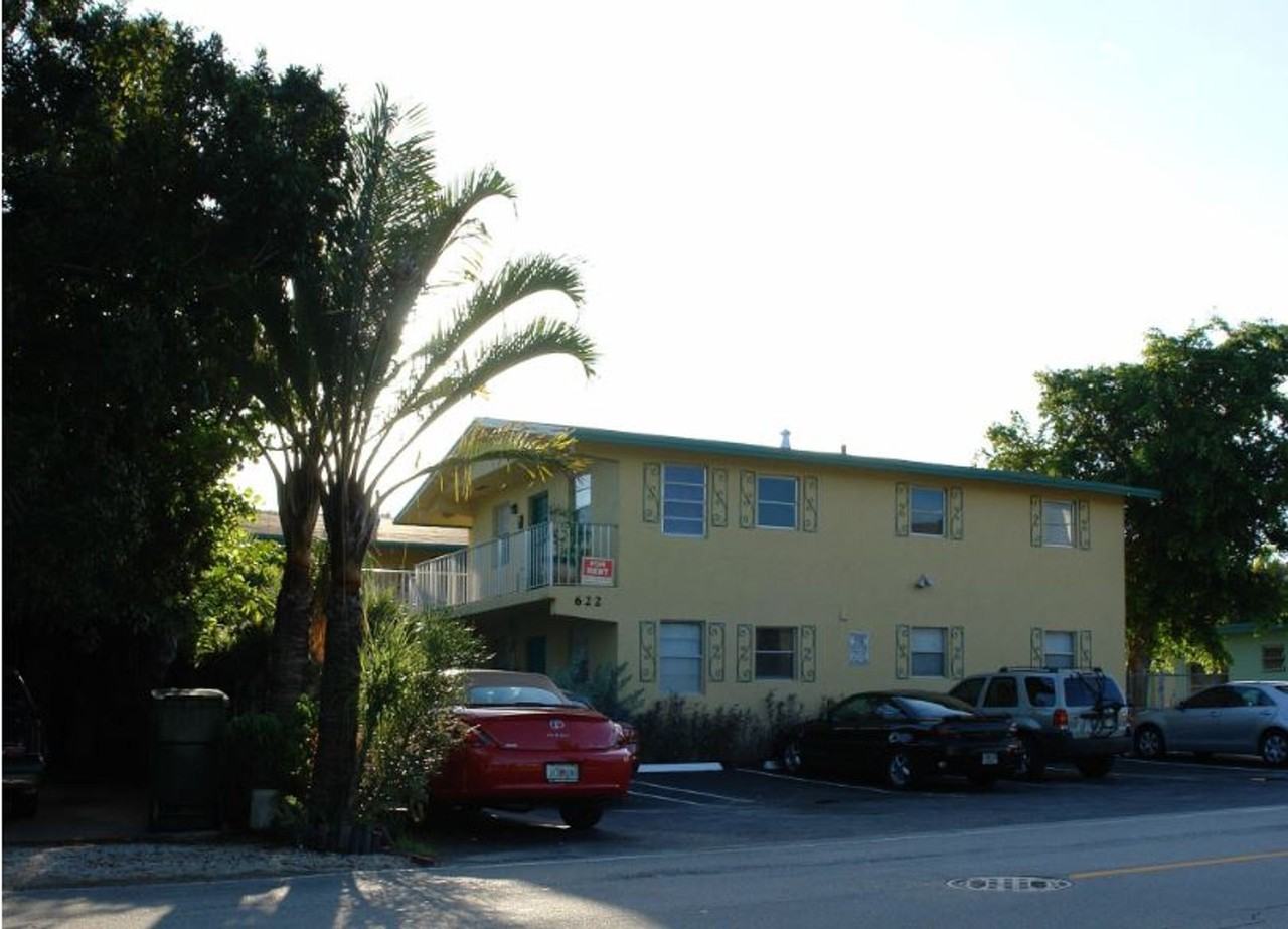 622 NE 14th Ave Ft. Lauderdale, FL 33304 - Photo 2 of 9