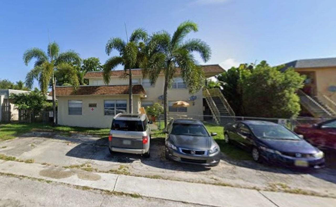 622 NE 14th Ave Ft. Lauderdale, FL 33304 - Photo 3 of 9