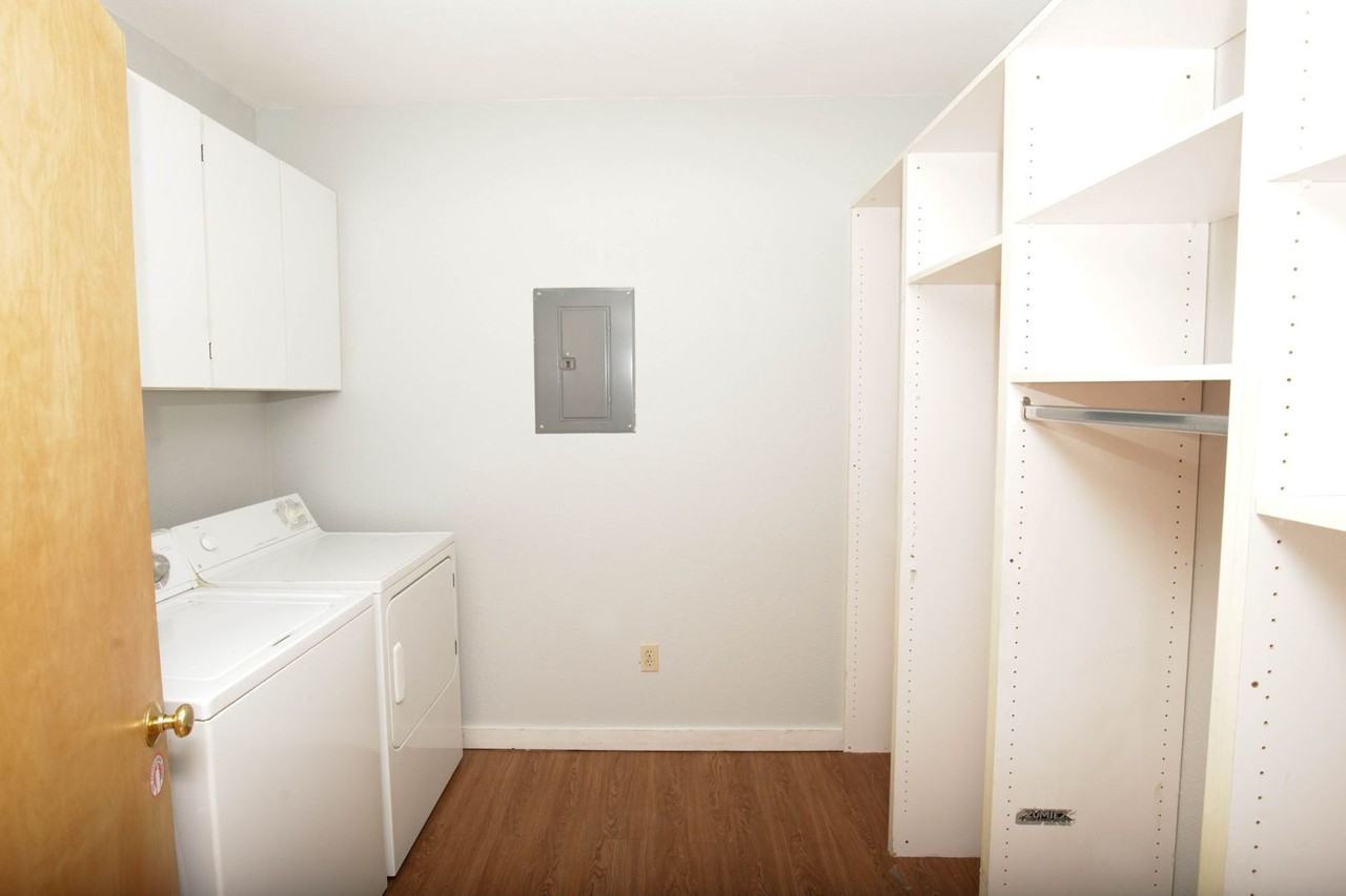 525 Red Lady Ave #245 - Photo 4 of 10