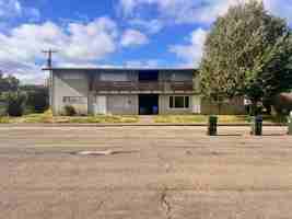 featured image of 260 N 10th St