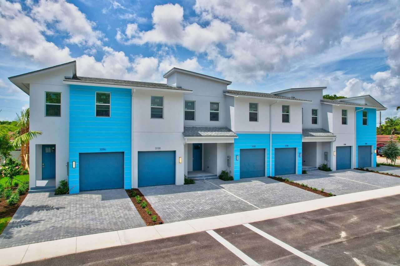 Prince Place Townhomes in Lake Worth FL - Photo 4 of 50
