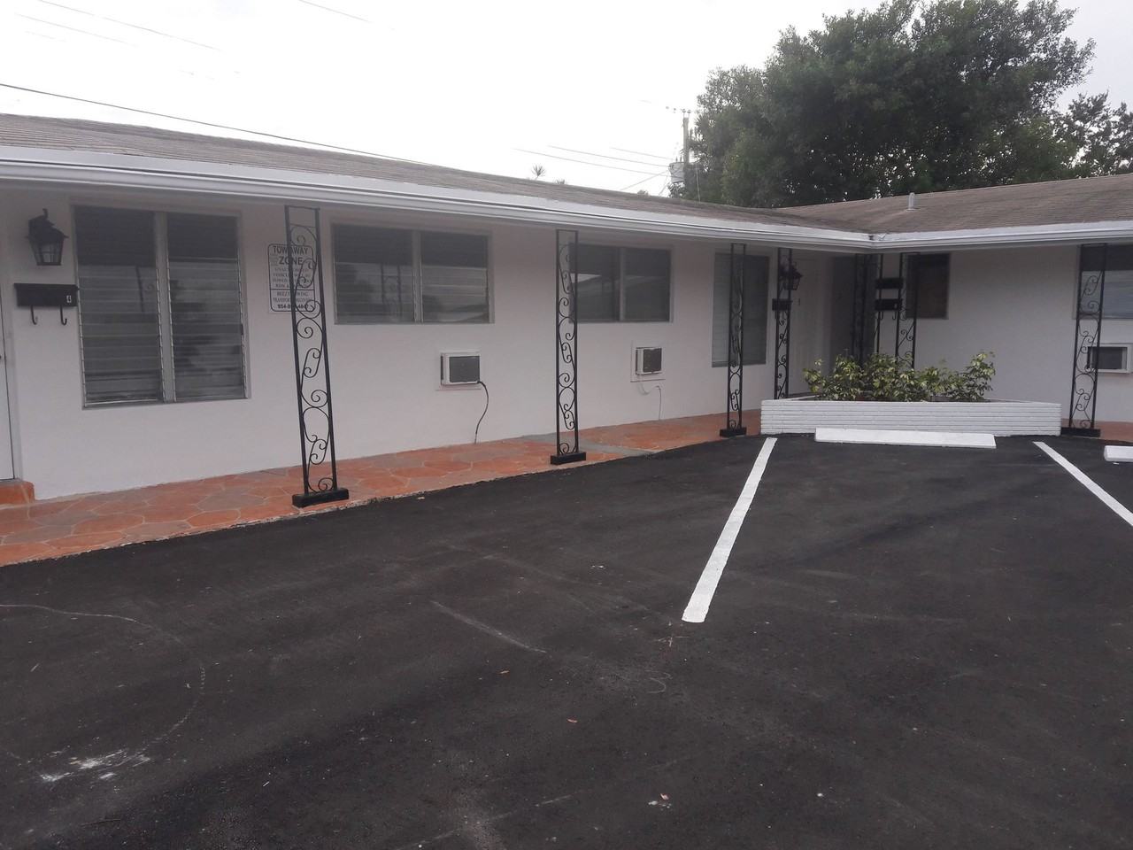 6008 NW 10 St Margate, FL 33063 - Photo 7 of 10