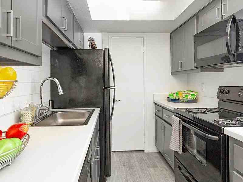 2354 W University Dr - Photo 3 of 50