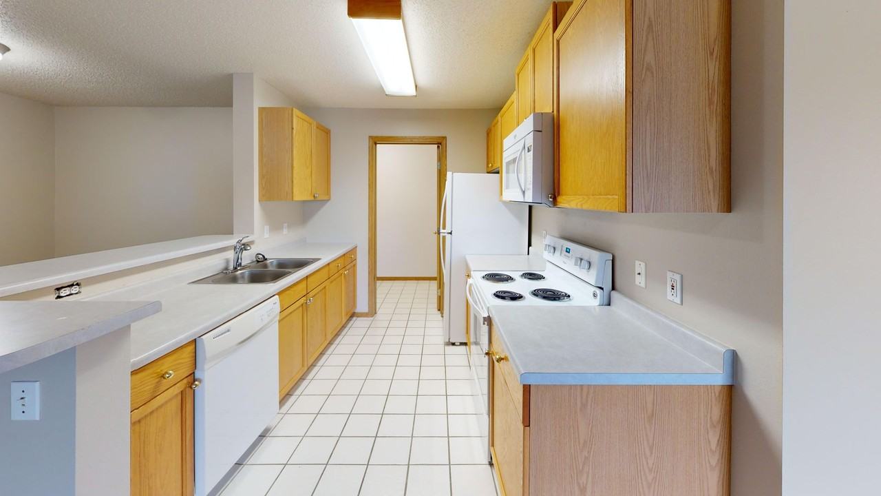 Dakota Park Apartments - Photo 6 of 50