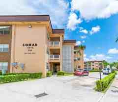 555 S Luna Ct Hollywood, FL 33021 - Photo 1 of 1