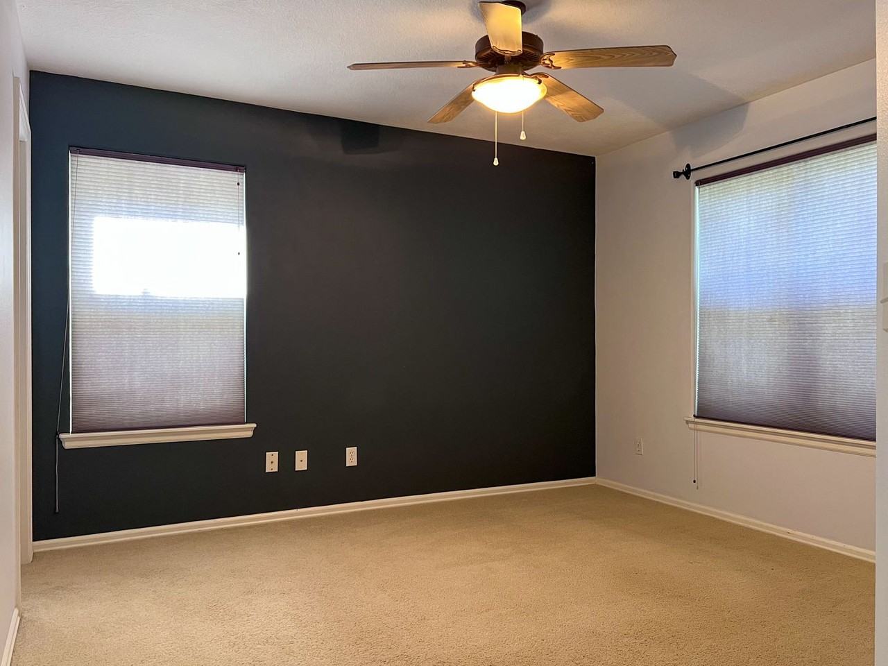 3141 Se Everglade St - Photo 7 of 16