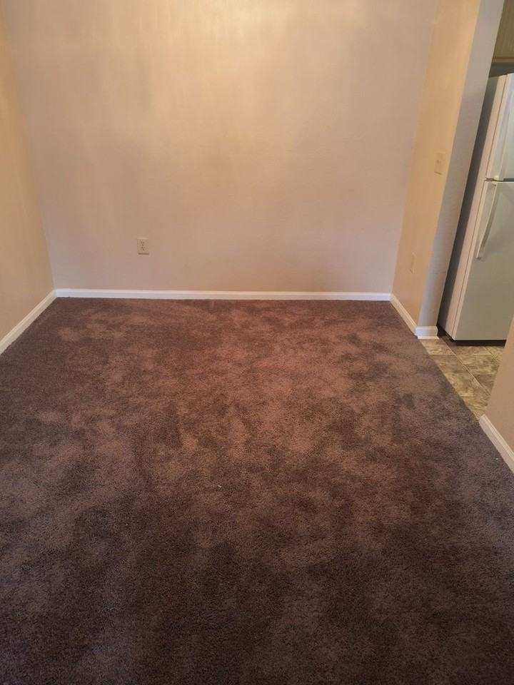 Highlands Apts - Photo 2 of 13