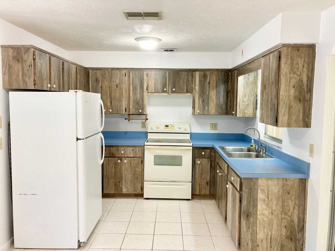 1 Scully Court - Photo 6 of 28