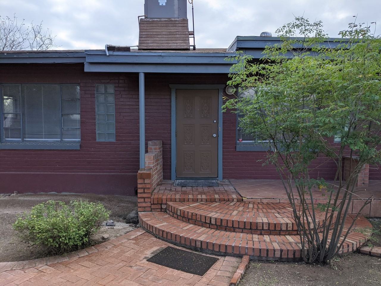 1104 E. Waverly St. - Photo 6 of 50