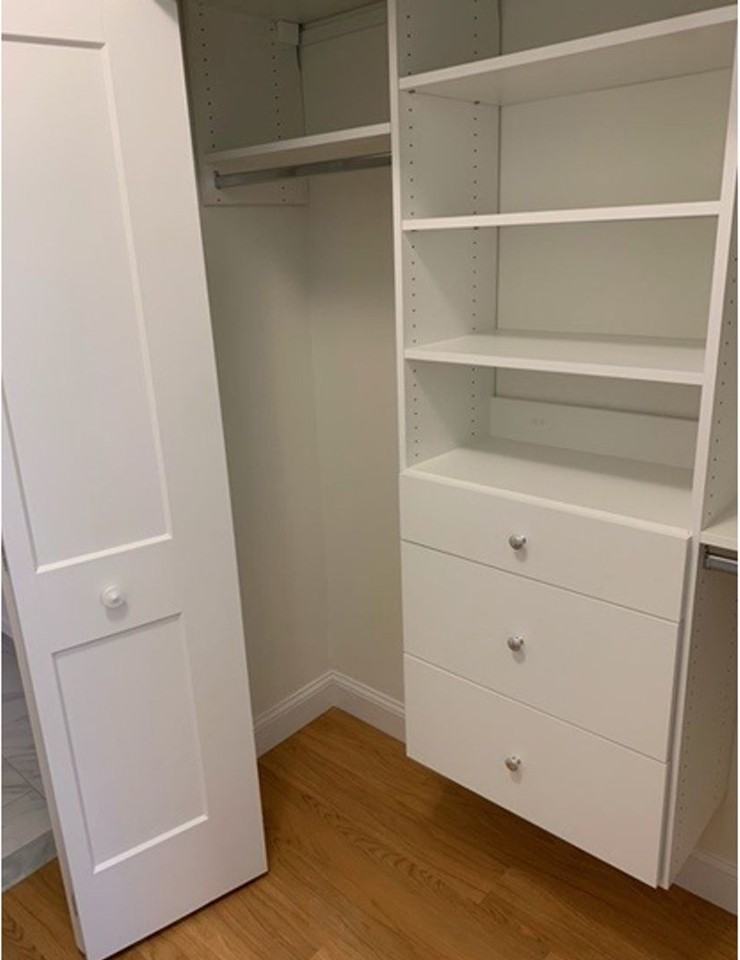 90 Gerry Rd - Photo 2 of 9