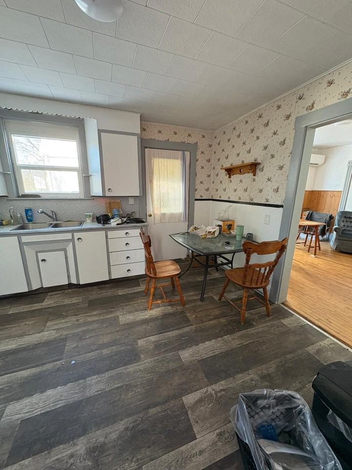 24 Eddy St #3 - Photo 2 of 10