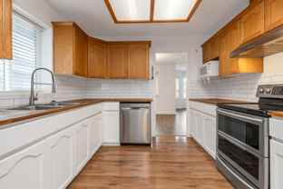 8181 Kunimoto Crt #UPPER - Photo 1 of 1