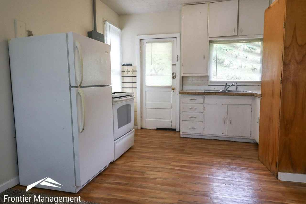 728 Rannels Rd - Photo 4 of 9