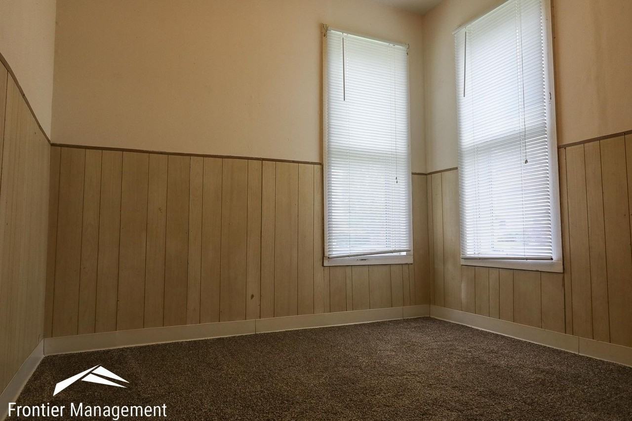 728 Rannels Rd - Photo 5 of 9