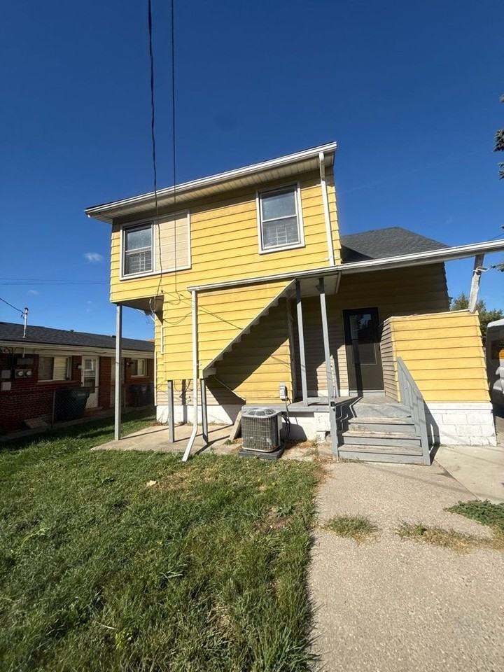 1623 Electric Avenue - Photo 4 of 39