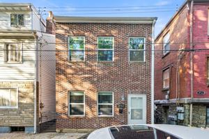 featured image of 1719 Edwards Way