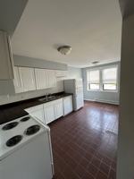 featured image of 75 7-15.5 S. LaGrange Road