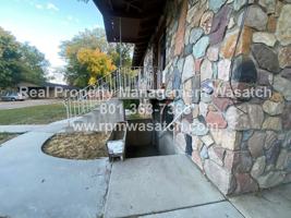 featured image of 448 E Penney Ave