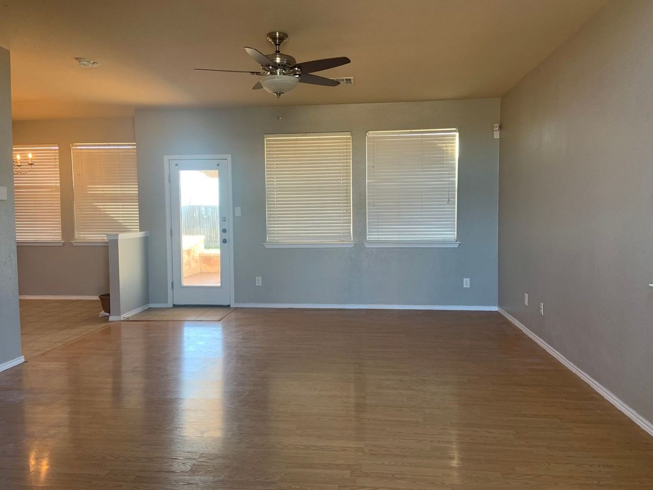 4915 Allegany Dr - Photo 2 of 18