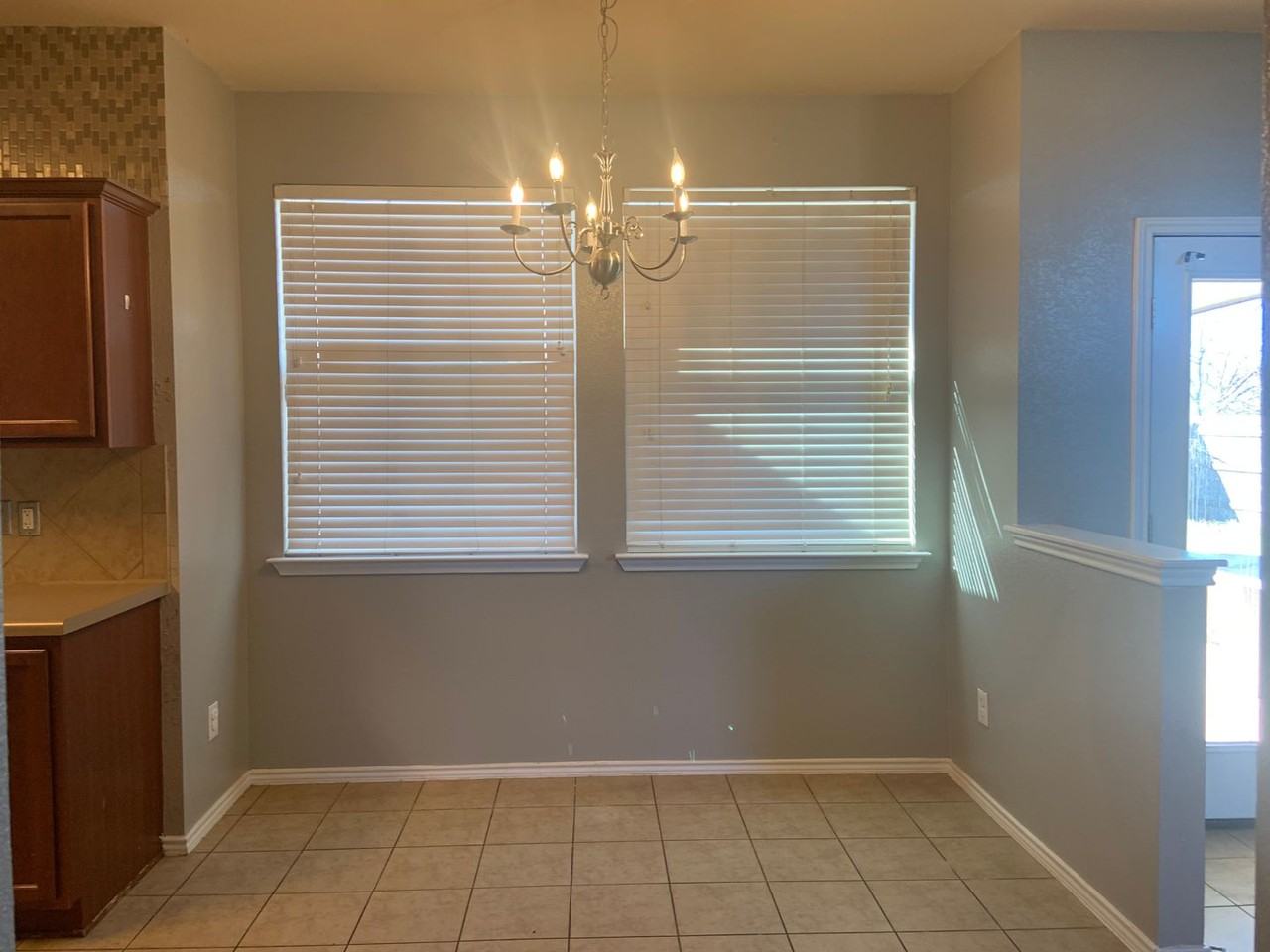 4915 Allegany Dr - Photo 5 of 18