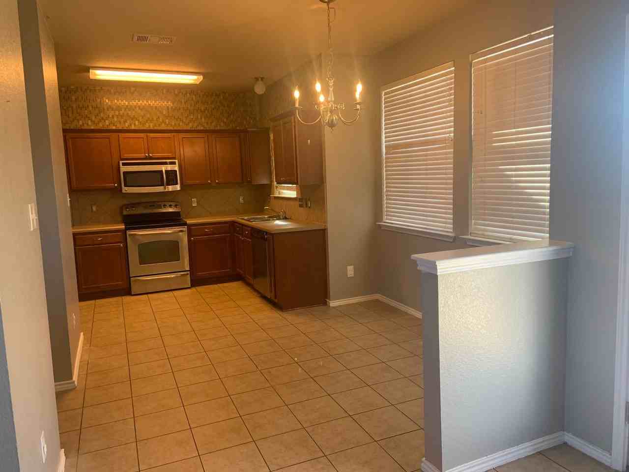 4915 Allegany Dr - Photo 6 of 18