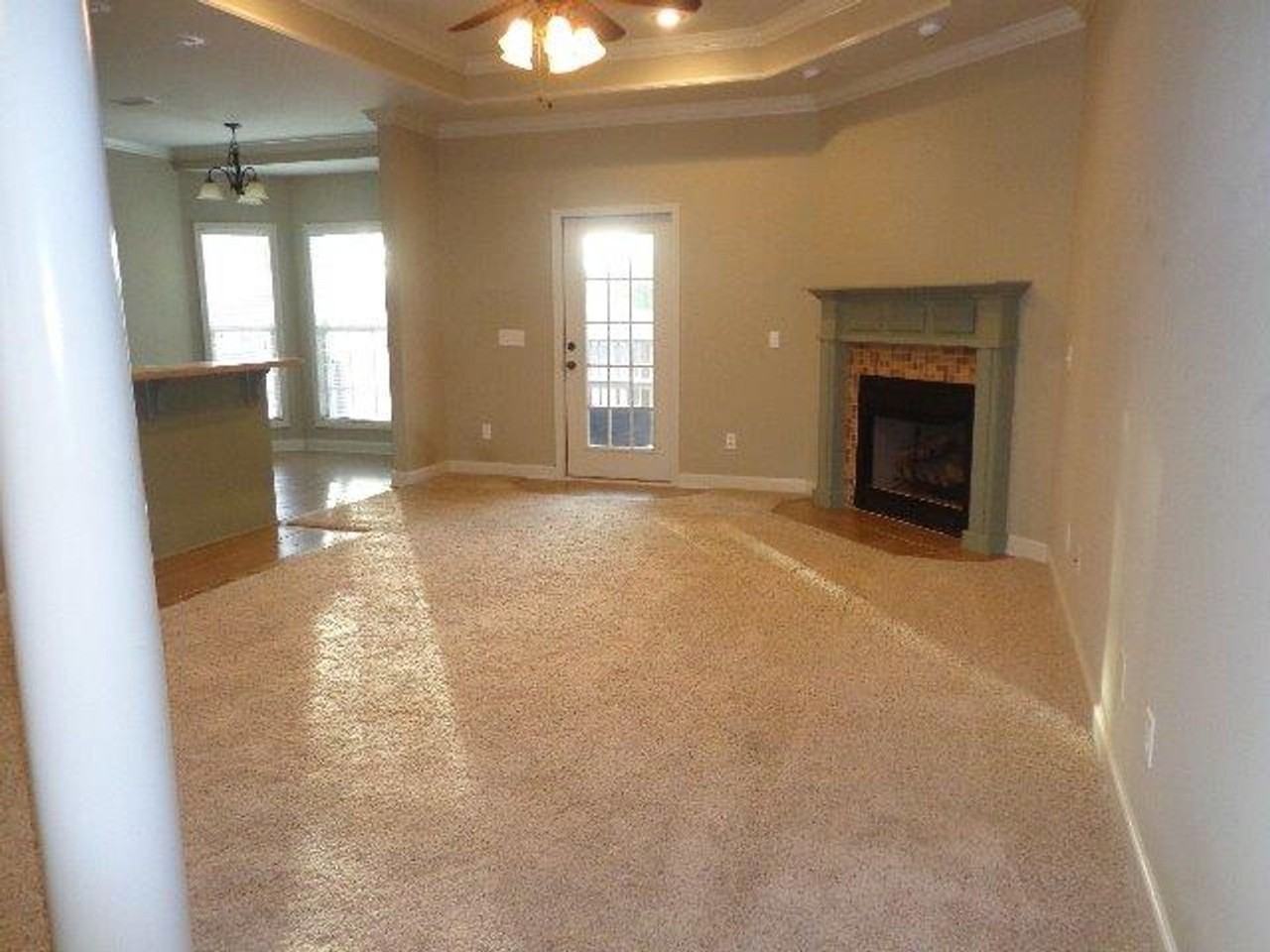 117 Avalon Ln - Photo 3 of 13