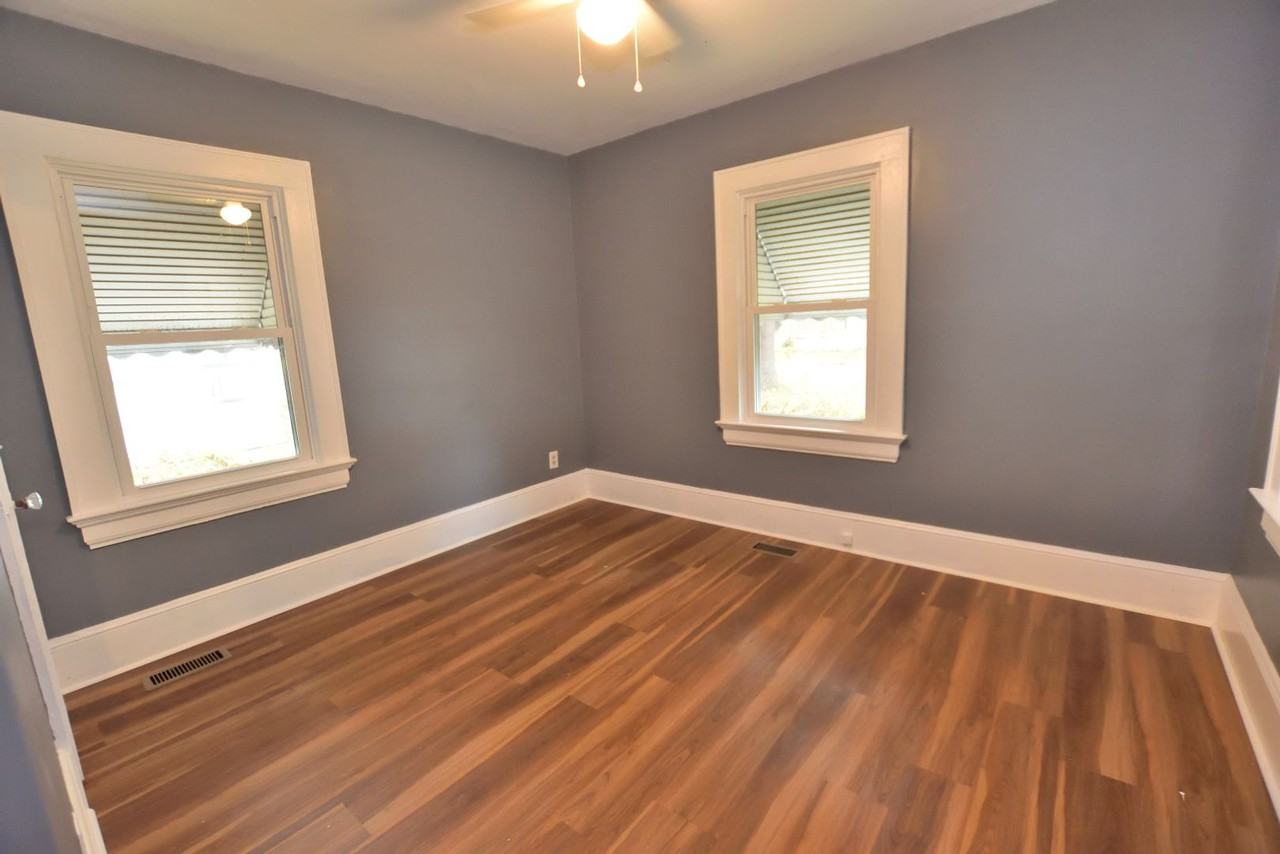 1219 Boone St - Photo 7 of 12