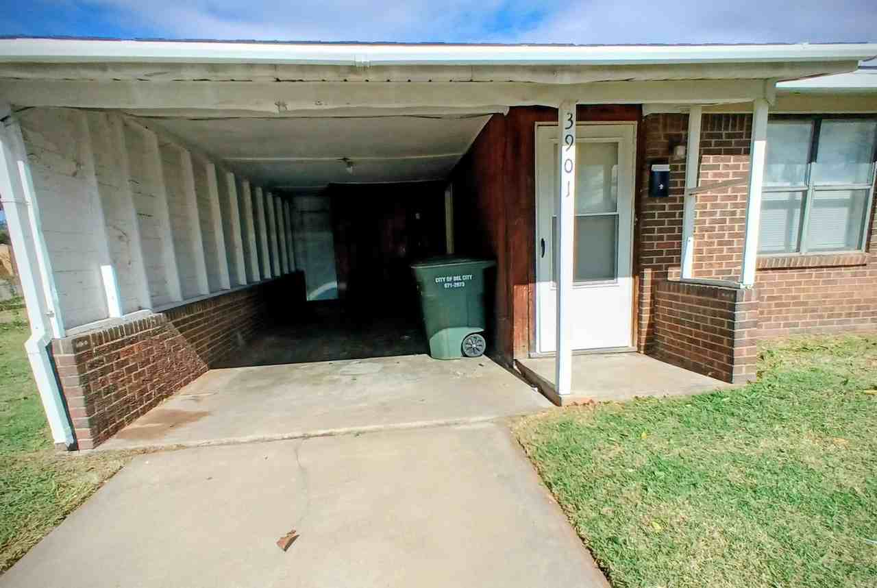 3901 Del Rd - Photo 2 of 14