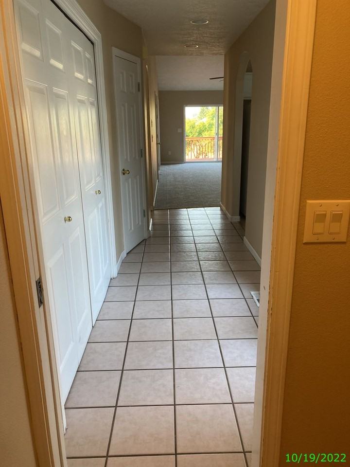 467 Nw Meadows Dr - Photo 6 of 12