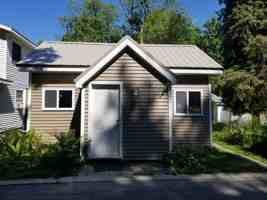 featured image of 1008 S Hansing St