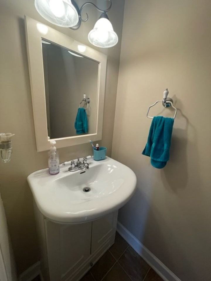 4612 Fen Ct - Photo 3 of 20