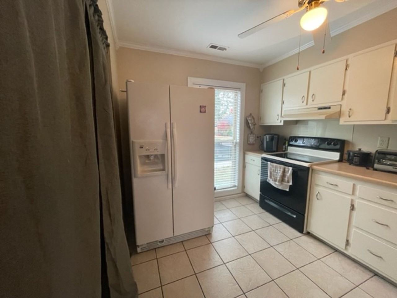 4612 Fen Ct - Photo 4 of 20