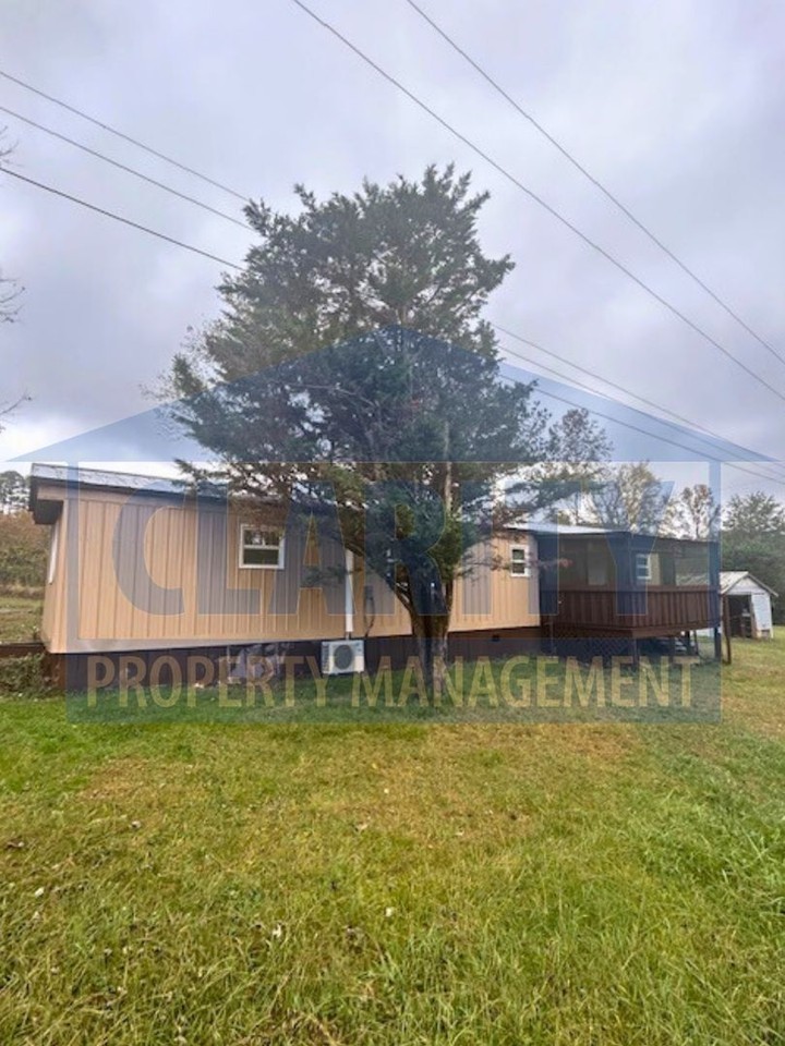 209 Old Bucks Pocket Rd Se - Photo 2 of 11