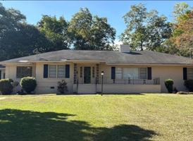 featured image of 1515 Iris Dr